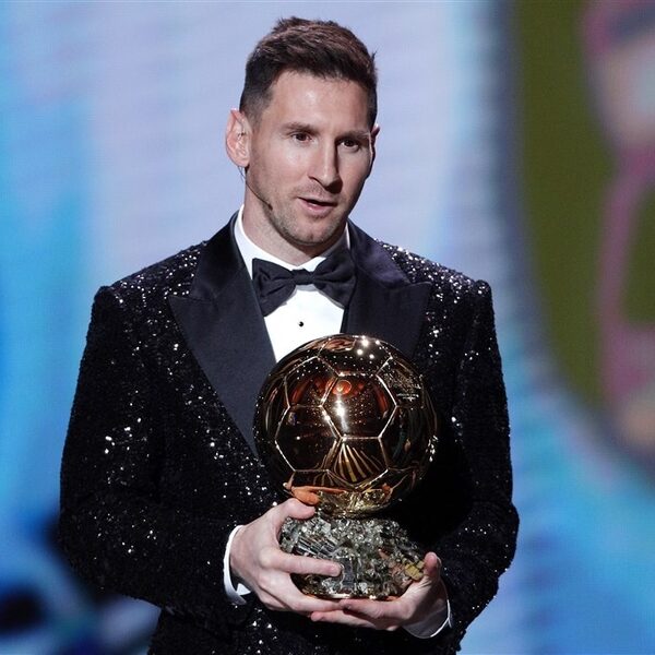 Messi wint zevende Gouden Bal, niet iedereen is het ermee eens