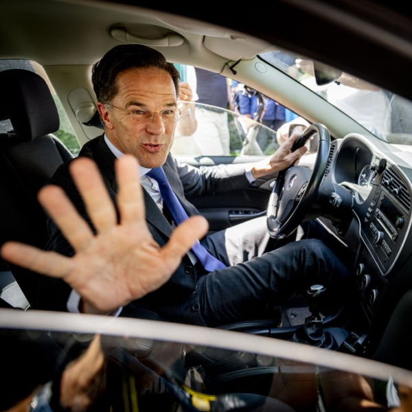 Mark Rutte kondigt vertrek aan uit de politiek