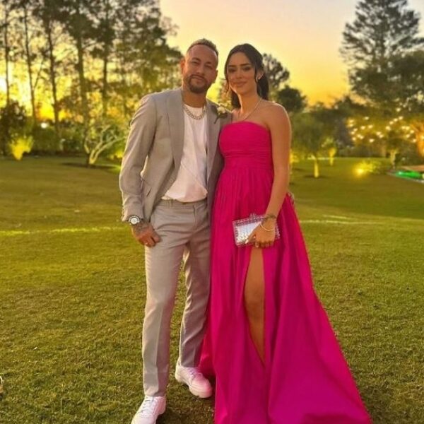 Neymar maakt vreemdgaan op zijn zwangere vriendin bekend via post op Instagram