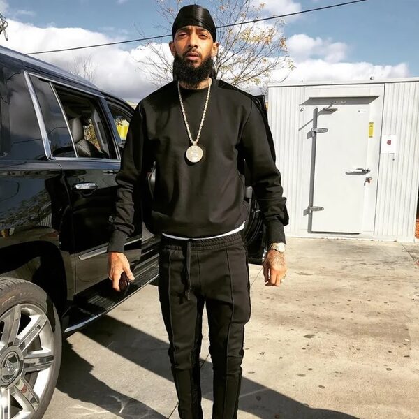 Vrouw die verdachte naar Nipsey Hussle reed geeft gedetailleerde info over moord