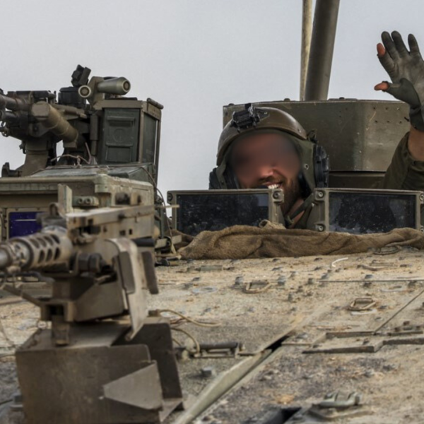 Walgelijk: Israëlische soldaten dansen op 'Europapa' terwijl ze duiden hoeveel kids ze hebben gedood