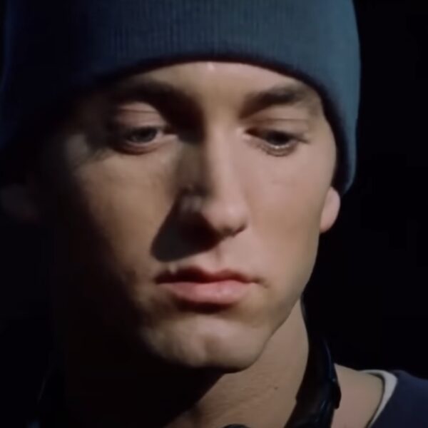 Last van overthinking? Zo ga je met je negatieve gedachtes om