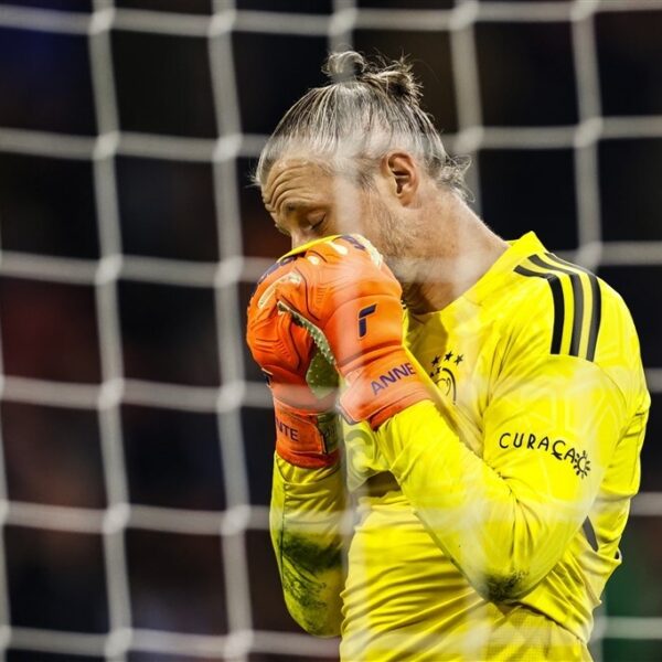 Historische avond in Amsterdam: Ajax lijdt grootste Europese nederlaag ooit