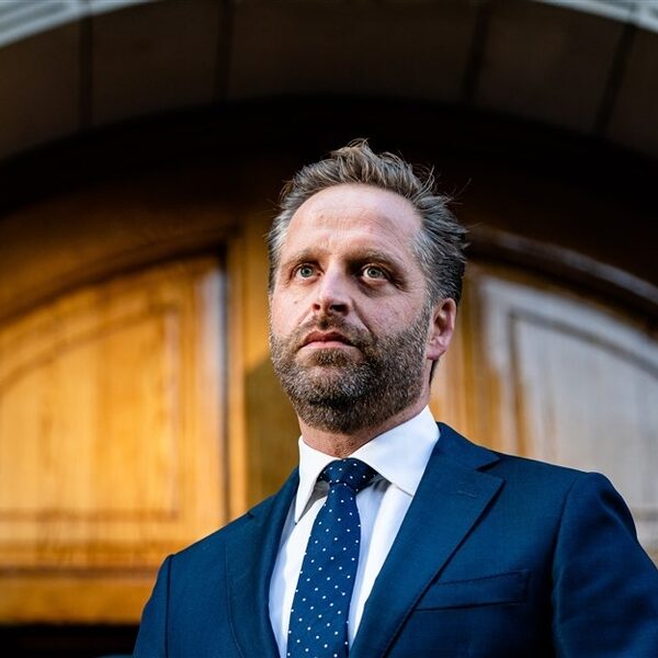 Plannen nieuw kabinet: einde leenstelsel en De Jonge weg als minister van Volksgezondheid