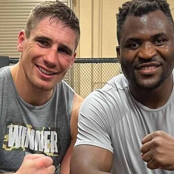 Rico Verhoeven traint samen met UFC-kampioen in Las Vegas