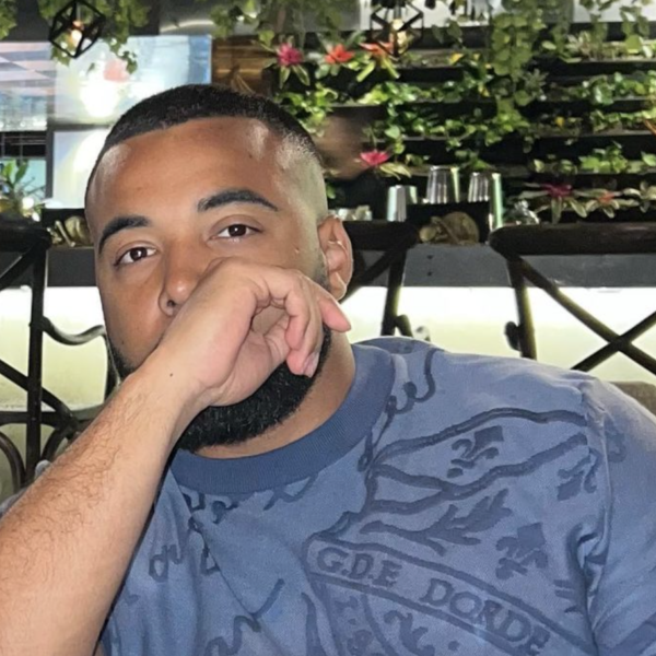 Vliegtuig met Mula B gedwongen tot noodlanding