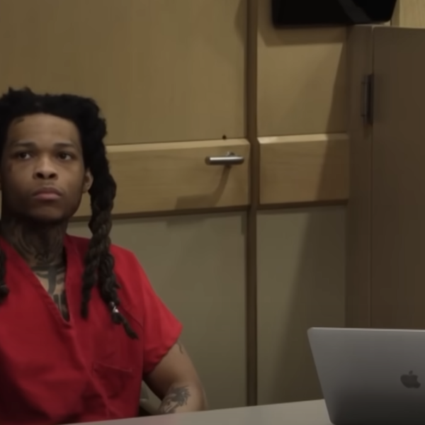 Daar gaat YNW Melly's verdediging: YNW Bortlen sluit plea deal