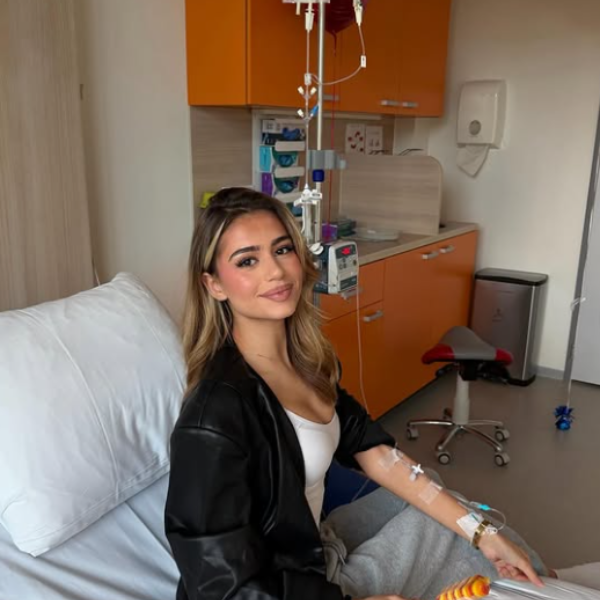 Melisa (18) gaat positief de strijd tegen kanker aan: "Zie het als een intense levenservaring"