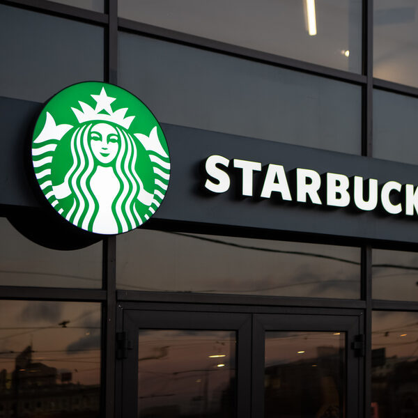 'Na McDonald's besluit nu ook Starbucks uit Rusland te vertrekken'