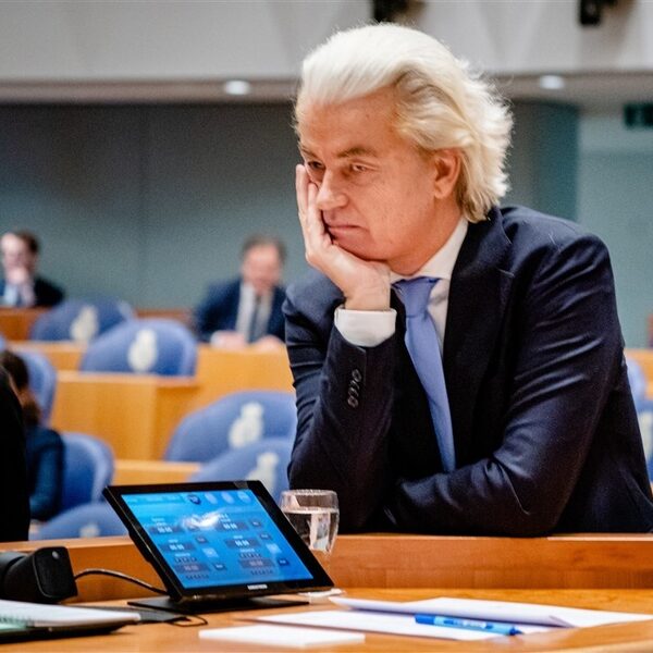 Twitter schorst account Geert Wilders na haatdragende tweets over islam