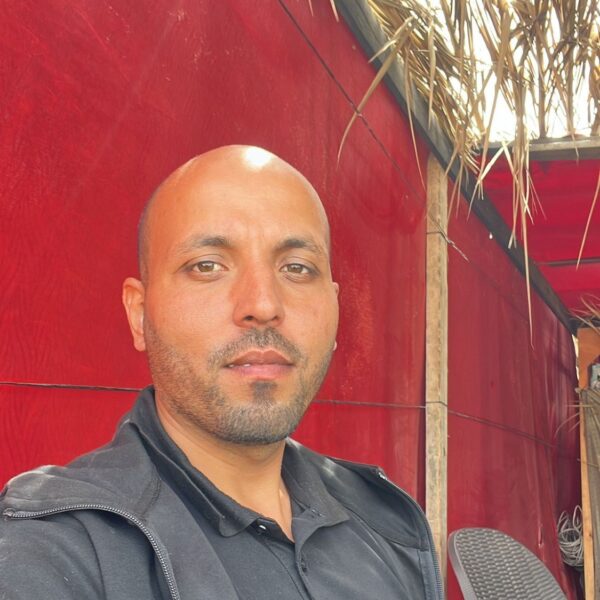 Abed uit Almere zit nog steeds vast in Gaza: "Nederlandse regering helpt me niet om terug te komen"