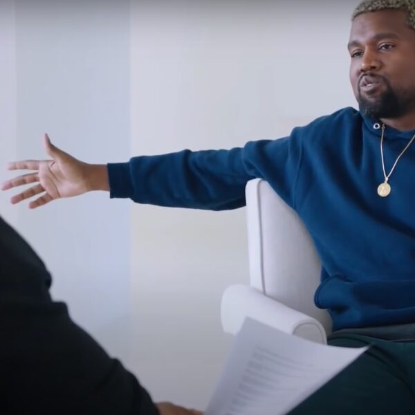 Charlamagne over Ye: "Hij schreeuwde tegen me over de penislengte van Pete Davidson"