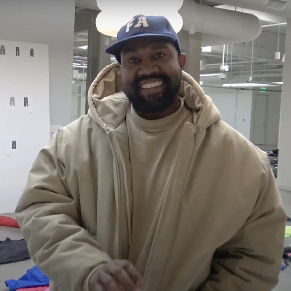 Ye maakt ruim 25 miljoen dollar op eerste dag dat Yeezy's weer te koop zijn