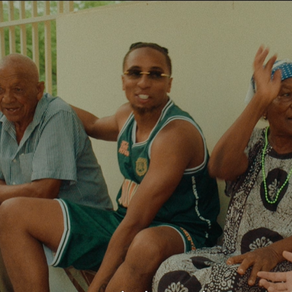 Emms over zijn bekering tot islam: "Ben er ontzettend blij mee"