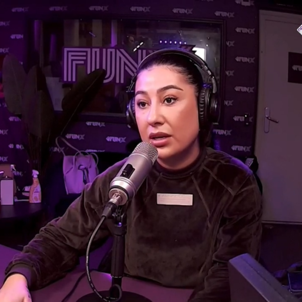 Mahi over traumatisch vluchtverleden: "Sliepen in oud hotel vol kakkerlakken"