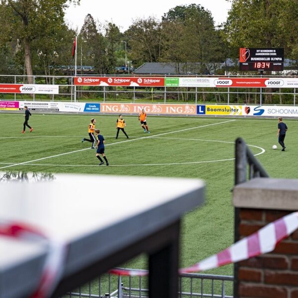 KNVB kreeg in anderhalf jaar 93 meldingen van racisme in amateurvoetbal