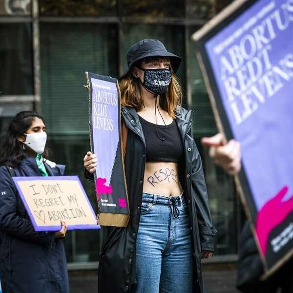 Verplichte vijf dagen bedenktijd bij abortus zo goed als zeker afgeschaft