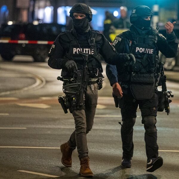 Gijzelnemer (27) Leidseplein gearresteerd, eiste €200 miljoen aan crypto