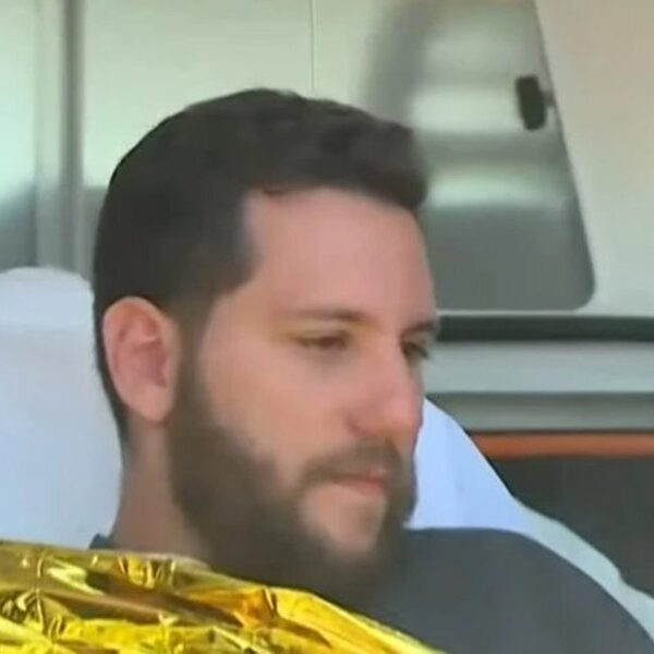 Man overleeft 18 uur op zee dankzij half opgeblazen volleybal