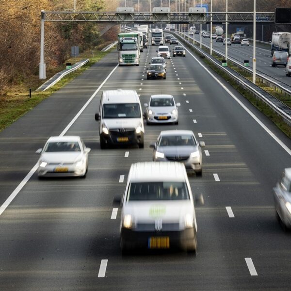 Spookrijder steelt 1250 liter benzine en wordt na achtervolging opgepakt