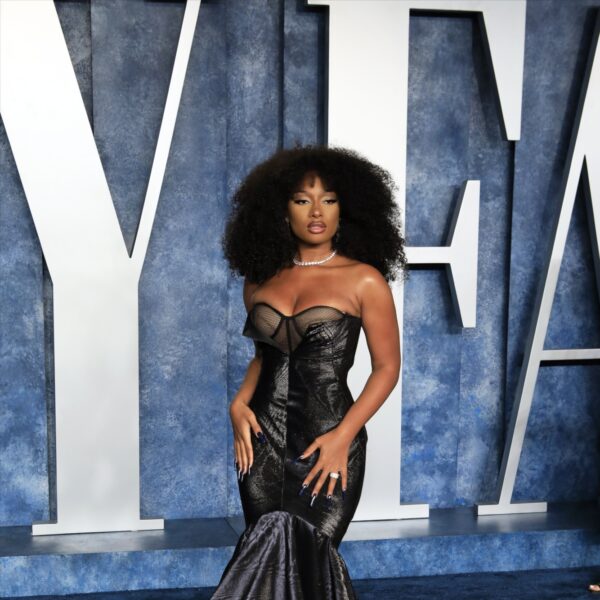 Megan Thee Stallion vertelt over depressie na schietincident Tory Lanez