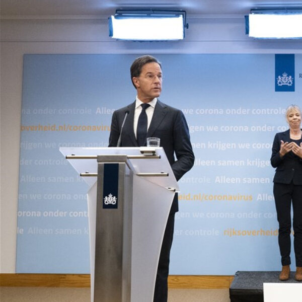 Nederland vanaf dit weekend mogelijk weer in harde lockdown