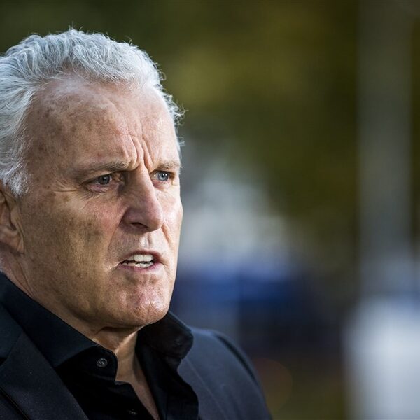 Peter R. de Vries bekroond met prijs voor zijn carrière