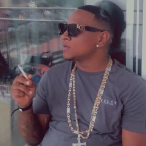 Politie arresteert verdachte van de moord op rapper Boechi