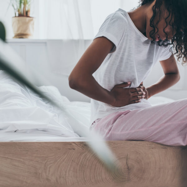 'Mooie Meisjes Poepen Niet': Sanne maakte een documentaire over darmklachten