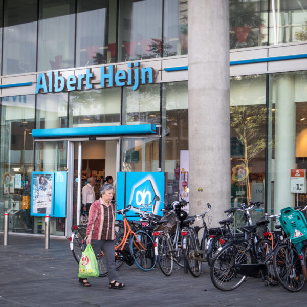 Albert Heijn stopt vanaf volgende week met de verkoop van messen