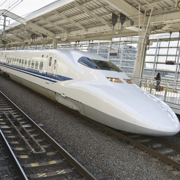 Japanse machinist sleept werkgever voor de rechter om boete van 43 cent na minuut vertraging