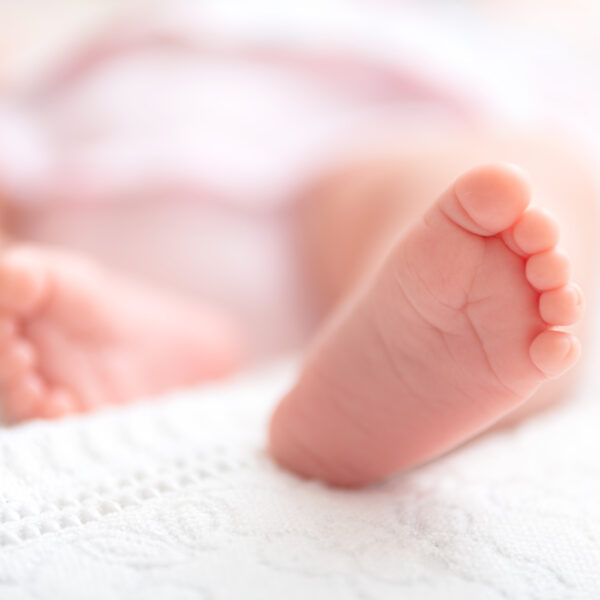 Vrouw uit Brazilië bevalt van baby die 7,3 kilo weegt