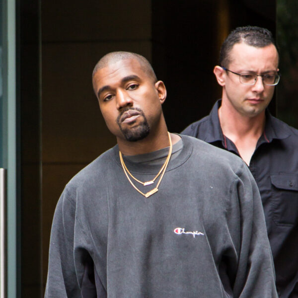 Ye is een verdachte in onderzoek naar geweldpleging