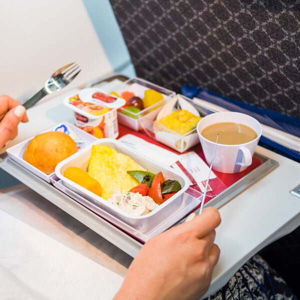 KLM schrapt vlees en vis en gaat over op vegetarisch menu