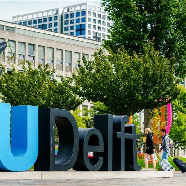 Delftse studentenverenigingen krijgen waarschuwing na grensoverschrijdend gedrag