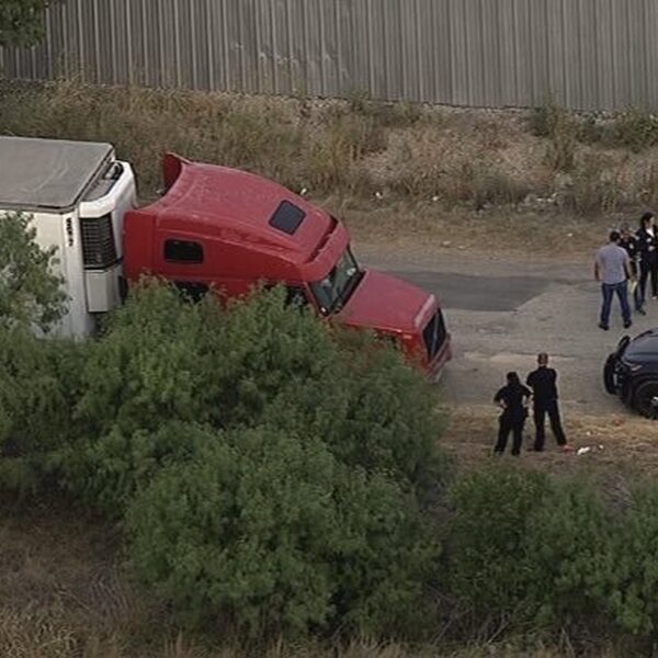 Vrachtwagen met 46 overleden migranten aangetroffen in Texas