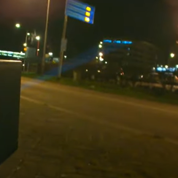 Extremisten projecteerden 'White Lives Matter' vóór Erasmusbrug ook in Venlo