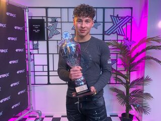 Dellie na winst FunX Talent: The Message: "Ik ga nu aan de lopende band droppen"