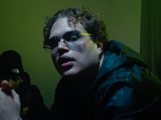 Esko dropt clip van comeback-track 'Jongen Van Bodem'