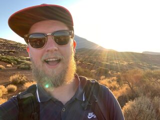 Nick (26) heeft een constante piep in zijn oor