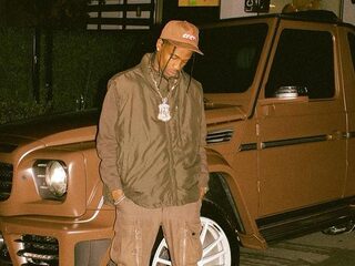 Travis Scott springt op viral TikTok-track 'Buss it'