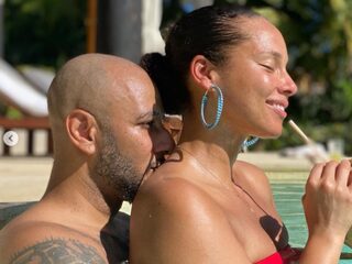 Swizz Beatz gaf Alicia Keys peperdure Lego-ketting cadeau