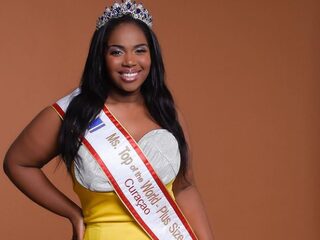 Ms. Top of the World plus size 2020: ''Ik heb liever de term curvy model''