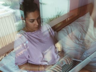 Vast in je studentenflat omdat je geen woning kan vinden: "Ik liep expres studievertraging op"