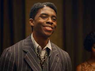 Chadwick Boseman bekroond met Golden Globe voor Best Actor