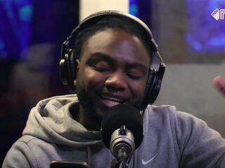 Priester komt met flinke lading bars tijdens sessie bij Yous!