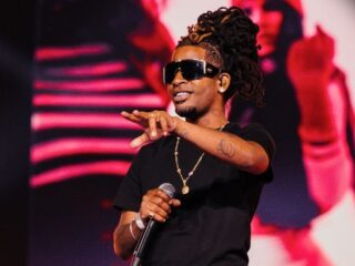 Gio & Keizer, Ir-Sais, FMG, I Am Aisha en Adje brengen je terug in de tijd met keiharde FunX Music Awards-show