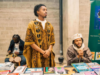 Jeremy over Afrikaanse bibliotheek in Rotterdam: "Onze verhalen worden vaak onvolledig verteld"