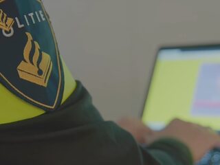 Mohili was 15 toen ze in de jeugdprostitutie belandde, nu helpt ze anderen eruit te komen