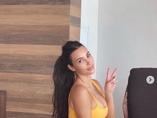 Kim Kardashian volgt Kylie Jenner op en is nu officieel miljardair